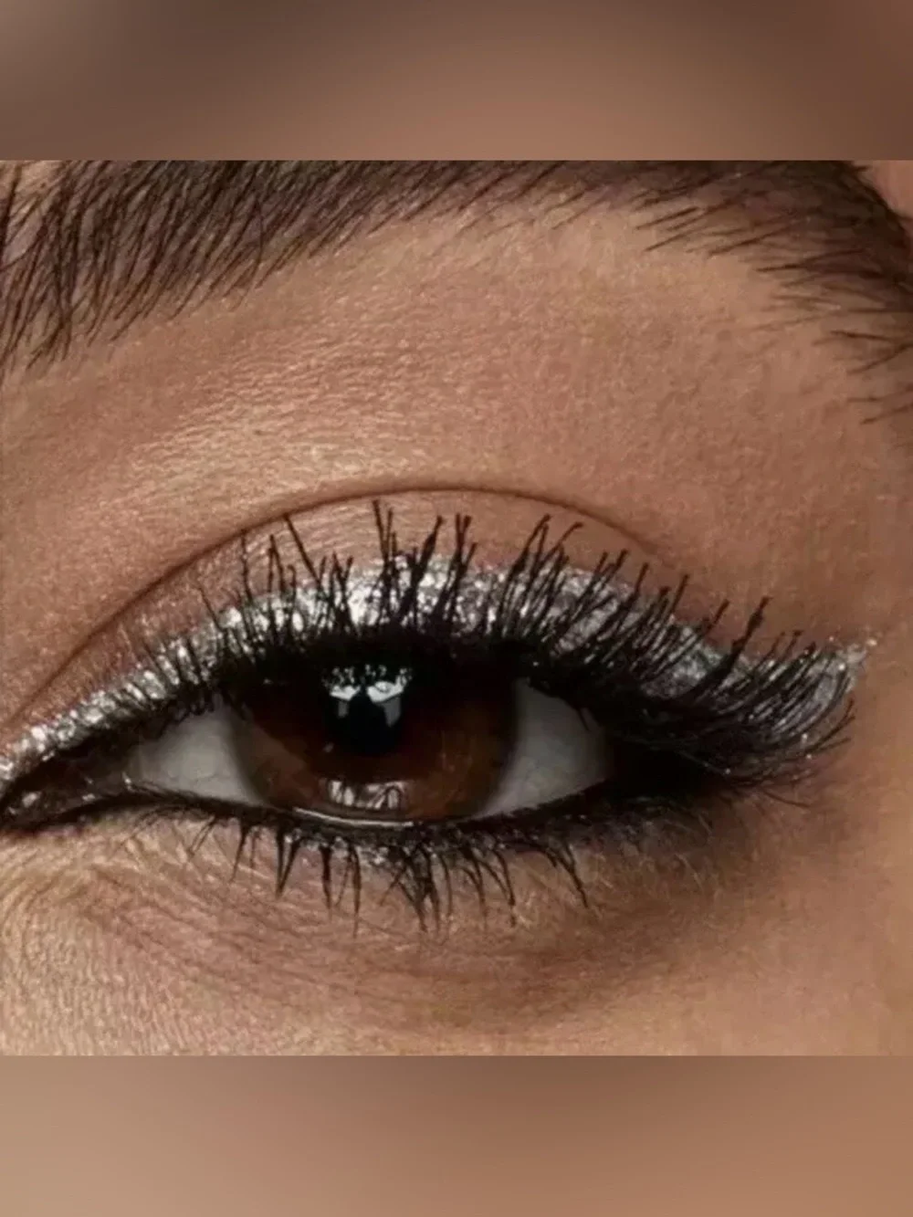 MAC Dazzleliner Eyeliner Liquid ( Shade: Statuesque ) New in Box !!